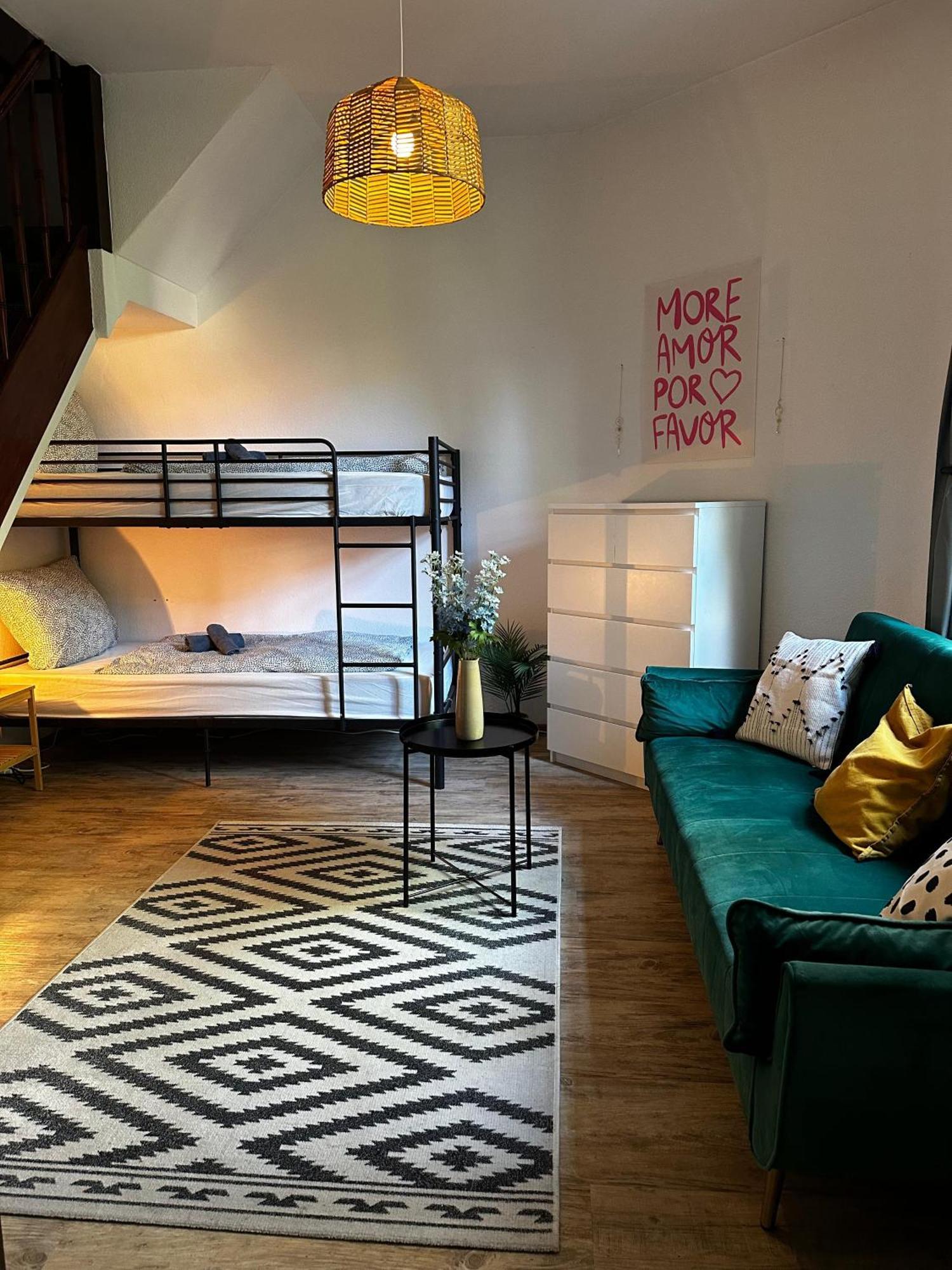 Maisonettewohnung Im Loft Stil Mit Wunderschoener Terrasse كارلسروه المظهر الخارجي الصورة